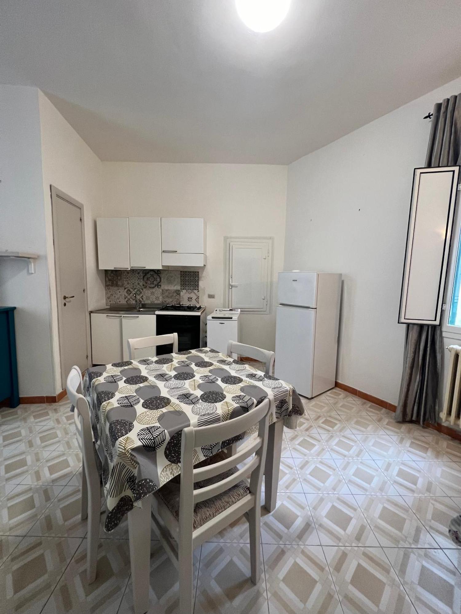 Appartamentino Nel Chiasso Monopoli Eksteriør billede